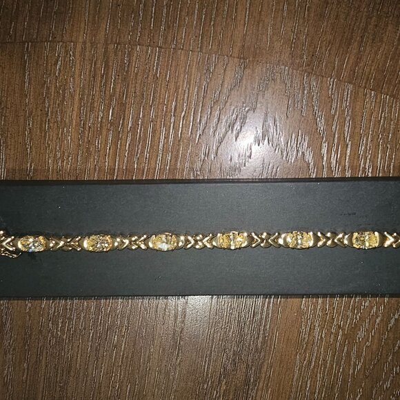 Bracelet with yellow cz Stamped 925 with vermeil overlay  NWOT!!!!!!! - Picture 3 of 5